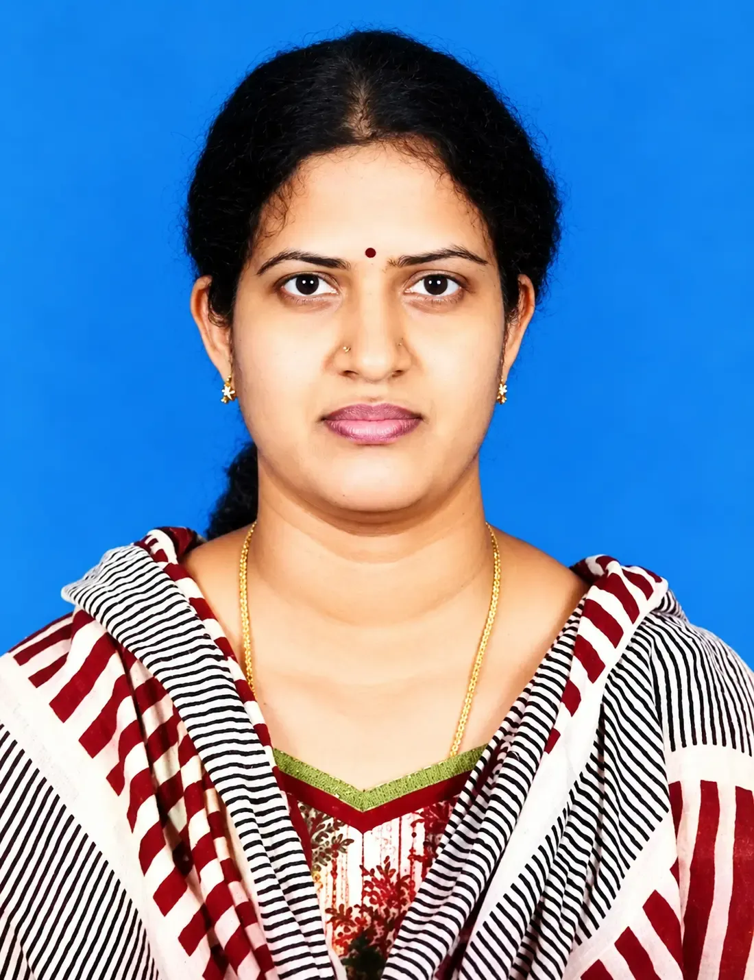 Shravani Govardhanam, Commerce Lecturer